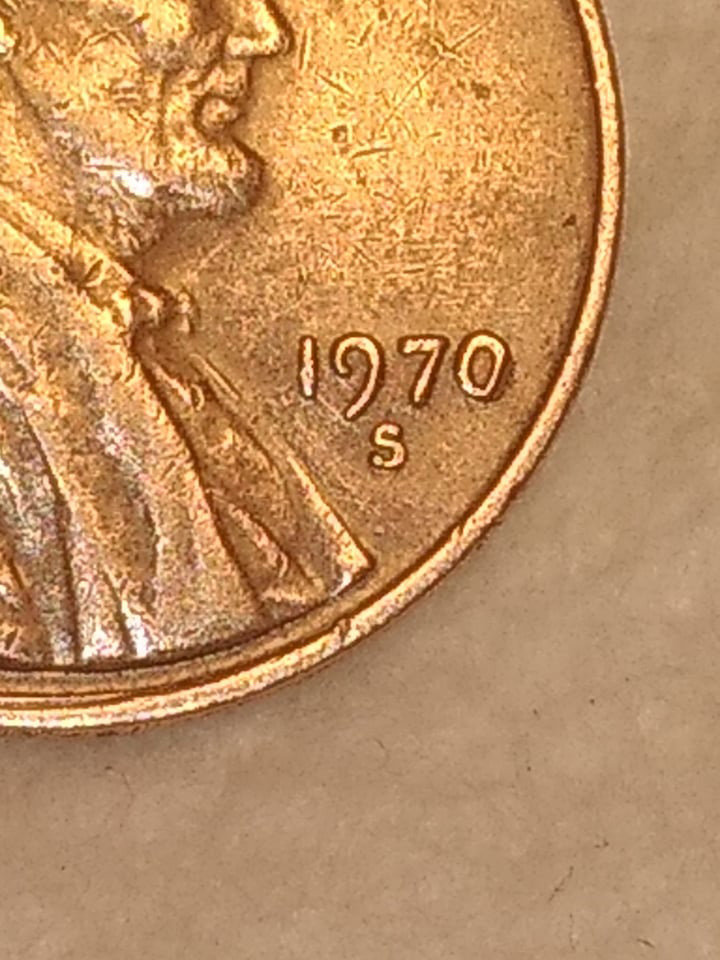 1970-S-Large-Or-Small-Date